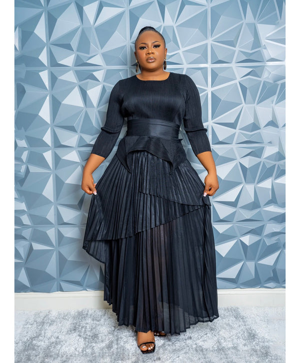 CASCADE SKIRT  SET (BLACK)